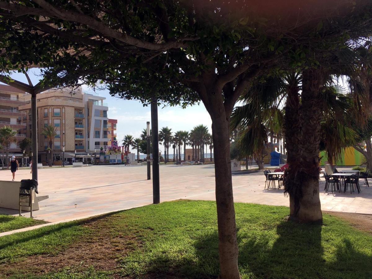 Apartmento Hana Con Terraza - Despues De La Renovacion General La Mata  Exteriér fotografie